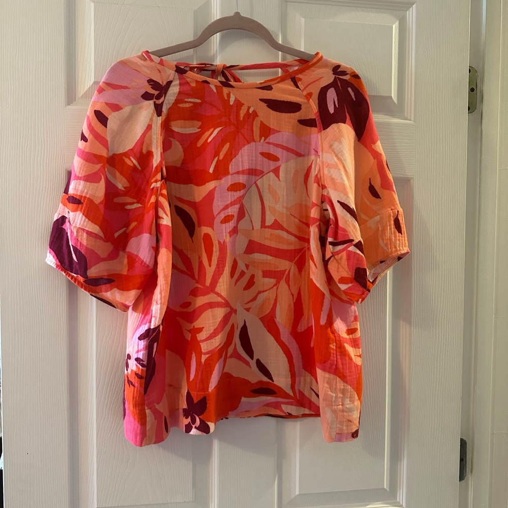 ELLA Rafaella Pink and Orange Floral top